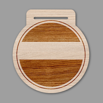 Médaille ronde en bois gravée