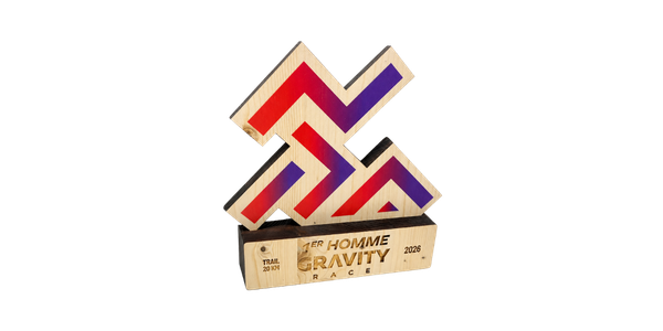 Trophée en bois sur mesure Gravity Race 2026